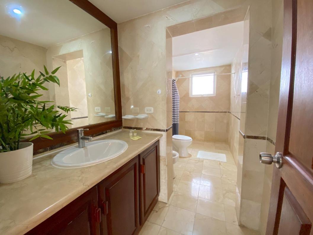 Blue Ocean Beachfront Villas & Apartments - Wifi, Pool, Bbq, Playa Los Corales Punta Cana Eksteriør bilde